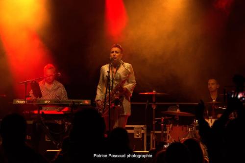 Emilie sur la scène du Festival Musica Vir'Live - Madame Rouge - Festival Musica Vir'Live - Virelade - Les Loges Virelart'daise