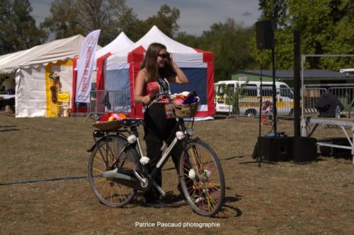 Défilé Custo Cyclo - Vélos fleuris - au festival Musica Vir'live à Virelade 18