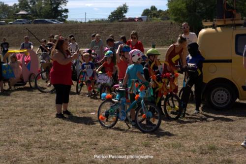 Défilé Custo Cyclo - Vélos fleuris - au festival Musica Vir'live à Virelade 28
