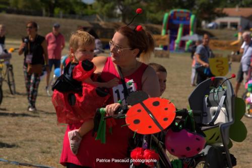 Défilé Custo Cyclo - Vélos fleuris - au festival Musica Vir'live à Virelade 6