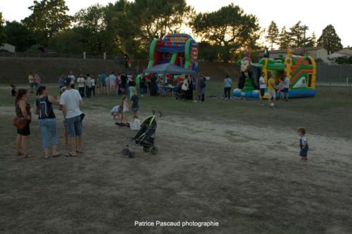 Jeux gonflables sur le Festival Musica Vir'Live de Virelade 3