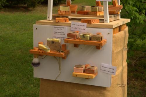 Présentoir pour savons Lili des Bois Jolis - Rencontre de l'Artisanat d'Art - Les Loges Virelart'daise